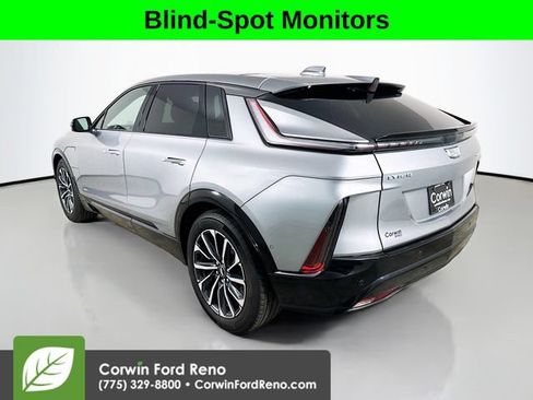 Used 2024 Cadillac Lyriq Sport AWD/4WD image 5