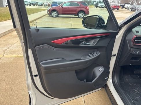 New 2026 Chevrolet TrailBlazer RS w/ Convenience Package image 13