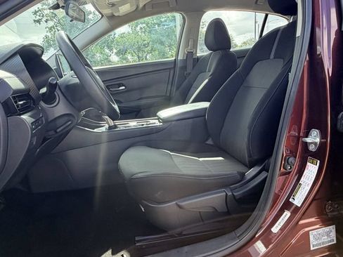 Used 2024 Nissan Sentra SV FWD image 25