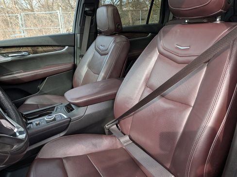 Used 2021 Cadillac XT6 Premium Luxury AWD/4WD image 25