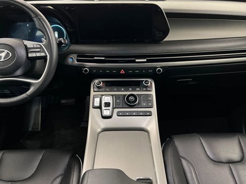 Used 2024 Hyundai Palisade SEL w/ Premium Package image 13