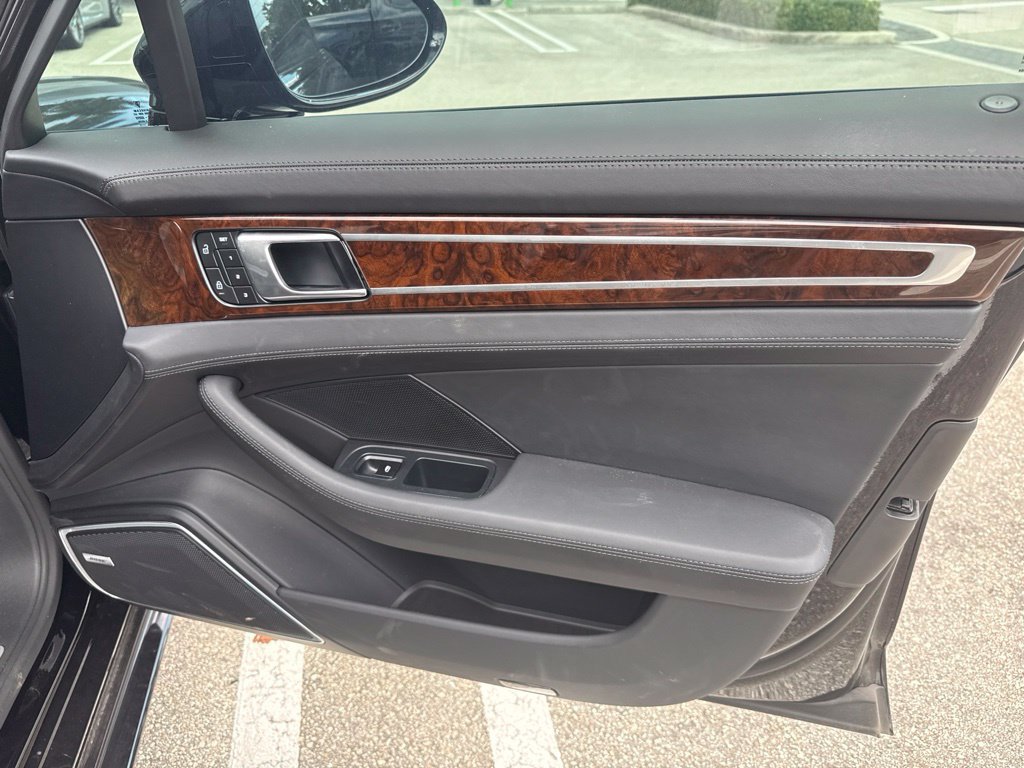Certified 2023 Porsche Panamera 4S AWD/4WD image 22
