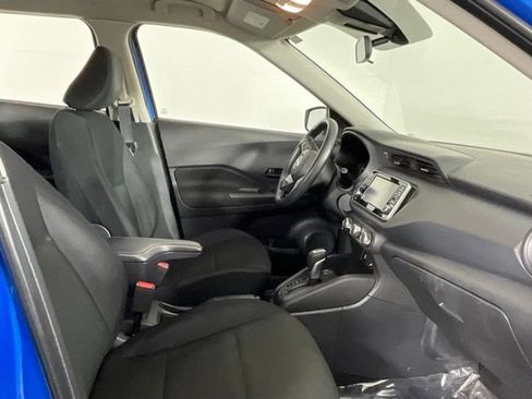 Used 2024 Nissan Kicks S FWD image 17