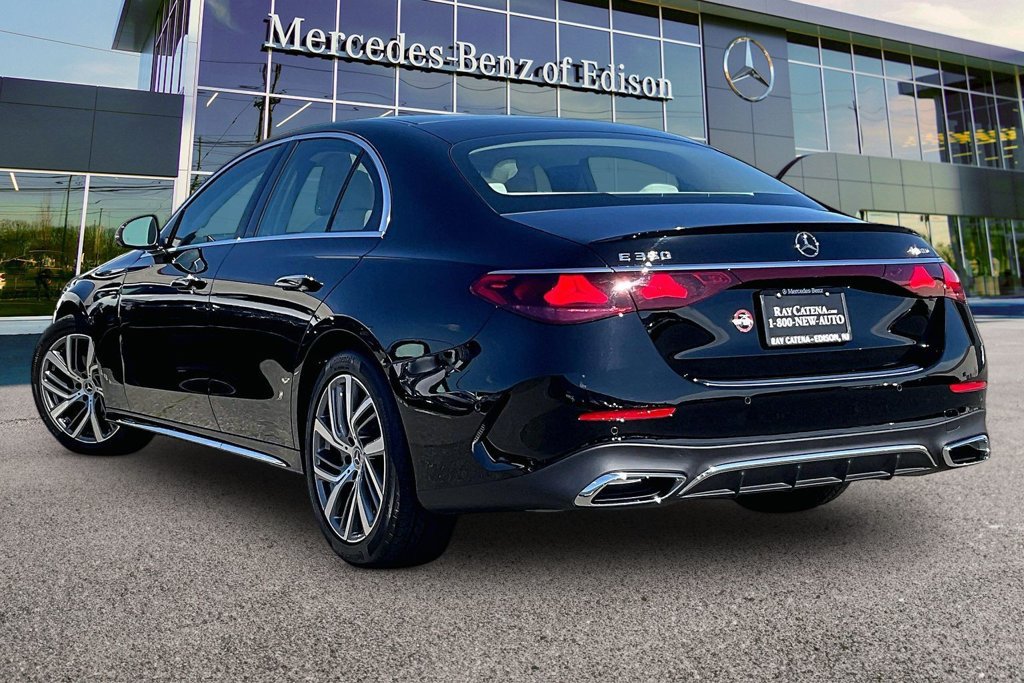 Used 2026 Mercedes-Benz E 350 4MATIC Sedan image 2