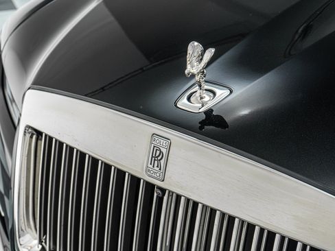 Used 2022 Rolls-Royce Ghost w/ Ghost Package AWD/4WD image 37