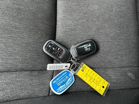 Used 2024 Honda Accord EX image 17