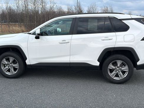 Used 2024 Toyota RAV4 XLE image 12