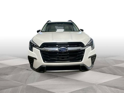 Used 2025 Subaru Ascent Limited AWD/4WD image 3