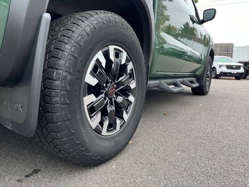 Used 2023 Nissan Frontier PRO-4X w/ Technology Package image 7