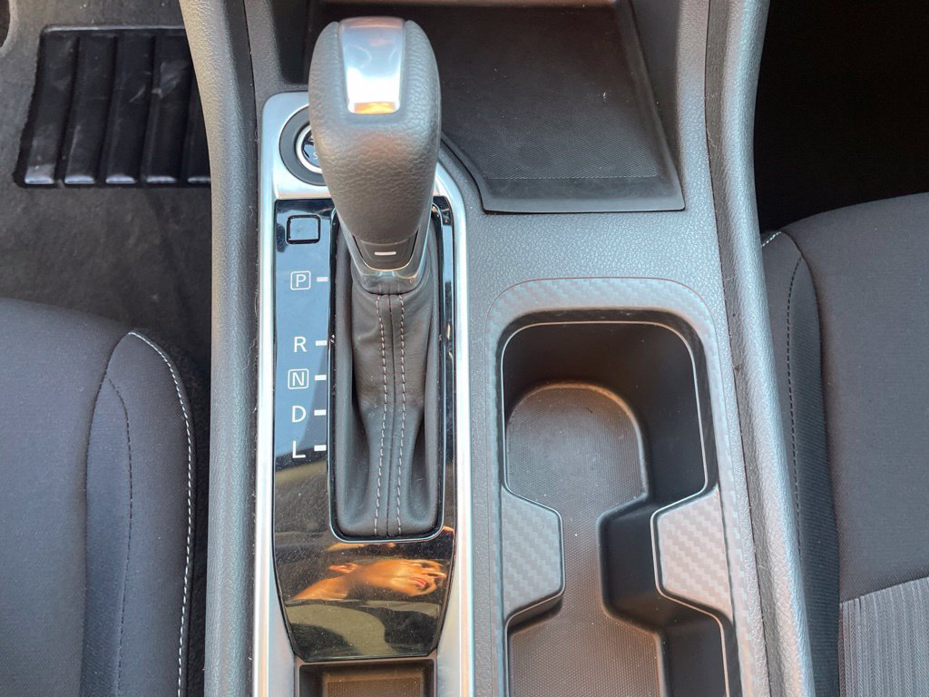 Used 2024 Nissan Sentra SV FWD image 13