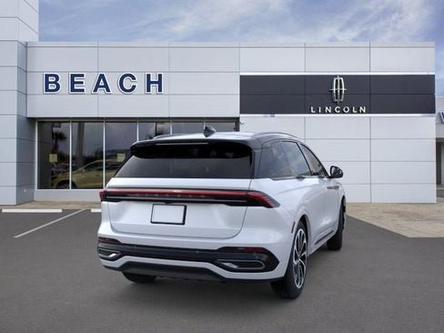 New 2026 Lincoln Nautilus Reserve AWD/4WD image 8