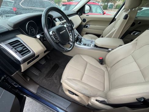 Used 2015 Land Rover Range Rover Sport SE image 10