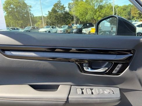 Used 2025 Honda CR-V Sport Touring image 6