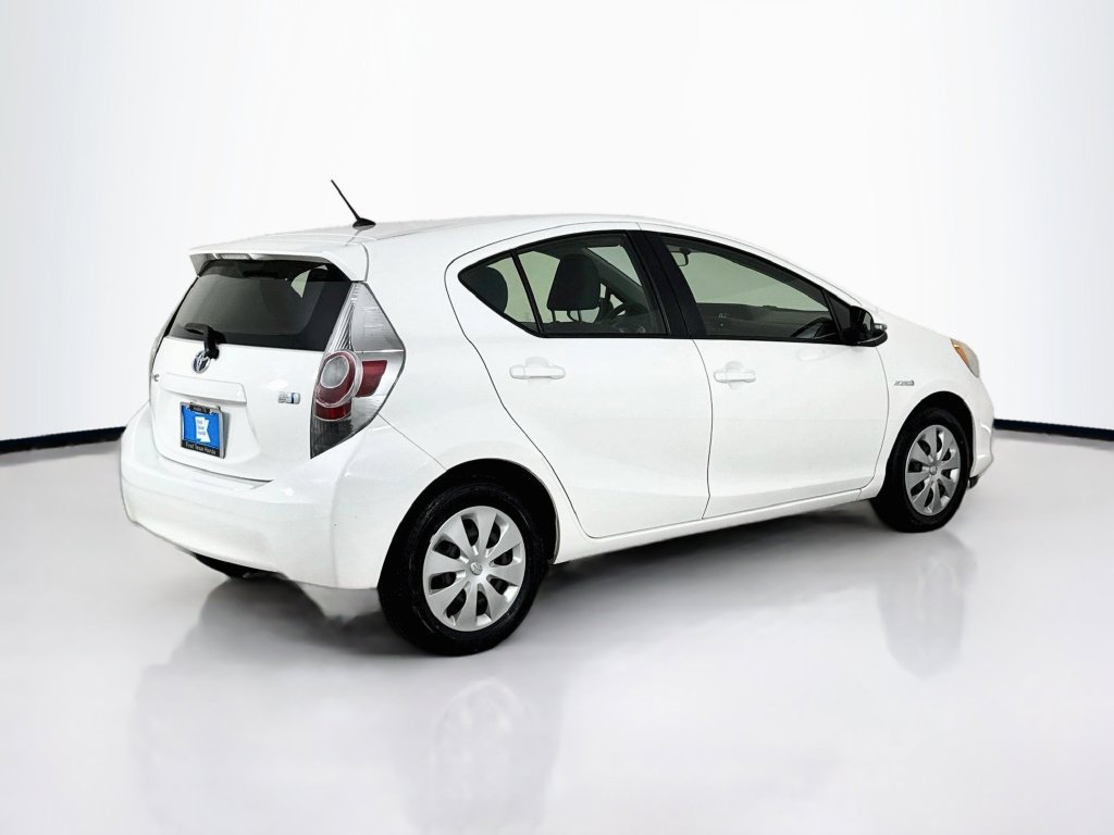 Used 2013 Toyota Prius C Two FWD image 7