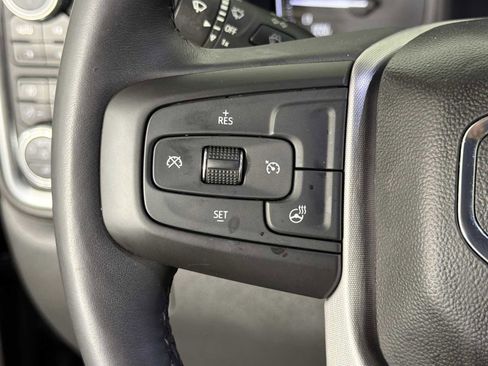 Used 2022 GMC Sierra 1500 SLT w/ SLT Premium Package AWD/4WD image 24