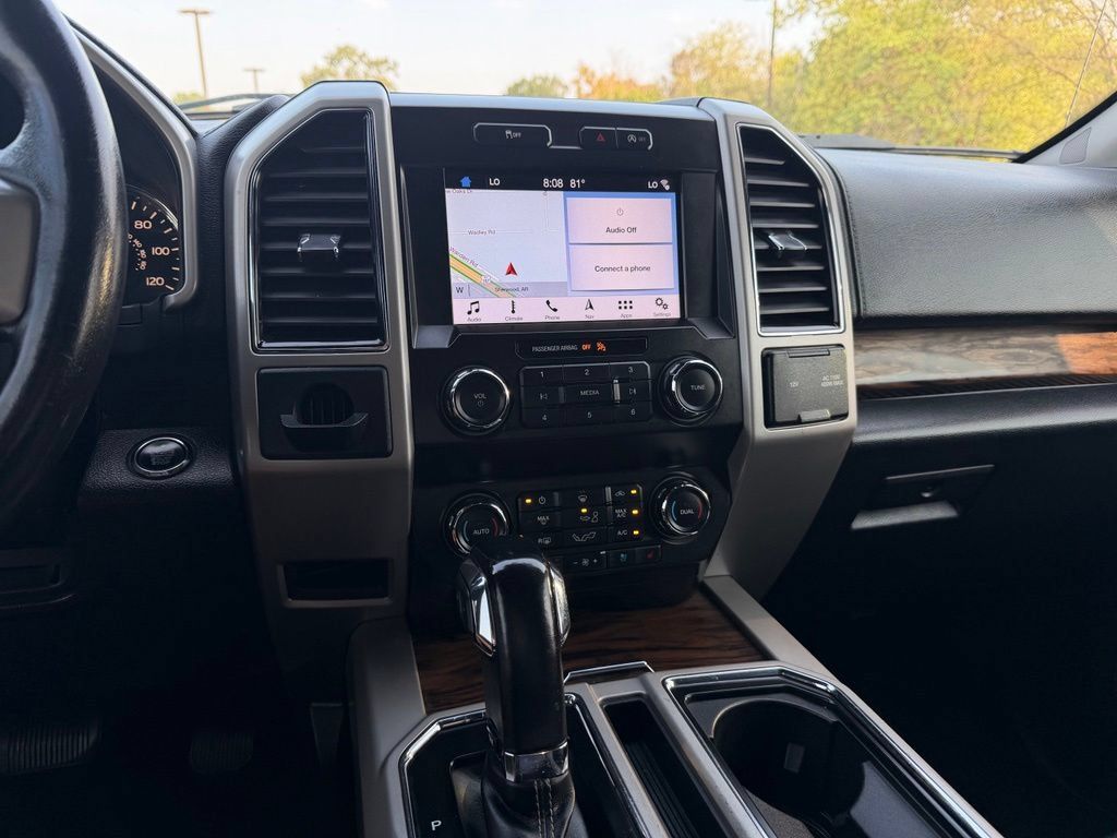 Used 2019 Ford F150 Lariat RWD image 17