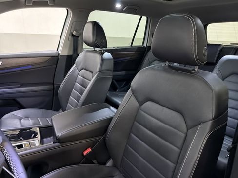 Used 2024 Volkswagen Atlas SEL image 5