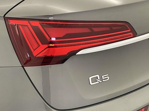 Certified 2023 Audi Q5 2.0T Premium w/ Convenience Package AWD/4WD image 16