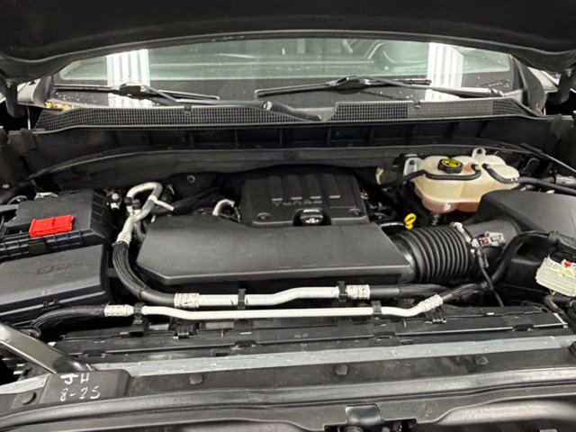 Used 2023 Chevrolet Silverado 1500 LT AWD/4WD image 25
