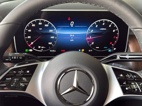 Certified 2026 Mercedes-Benz GLC 300 4MATIC image 19