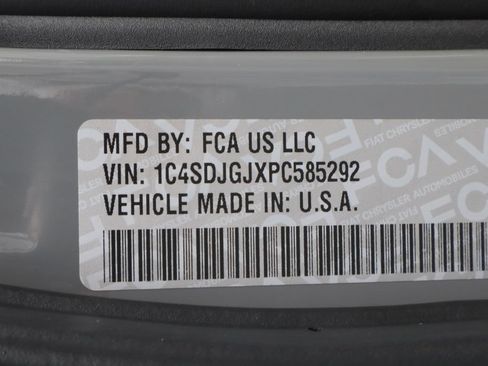 Used 2023 Dodge Durango SRT AWD/4WD image 33