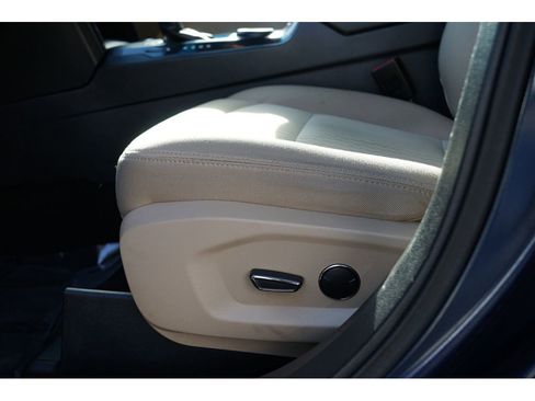 Used 2016 Ford Explorer FWD image 15