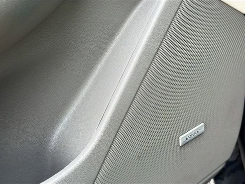 Used 2019 Cadillac XT5 Luxury image 19