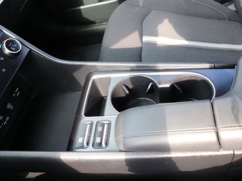Used 2025 Hyundai Sonata SEL FWD image 40