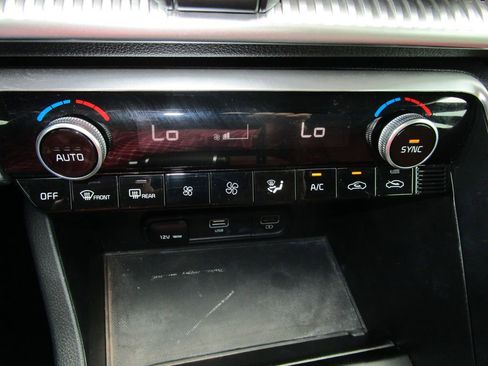 Used 2024 Kia K5 GT-Line w/ GT-Line Premium Package image 30