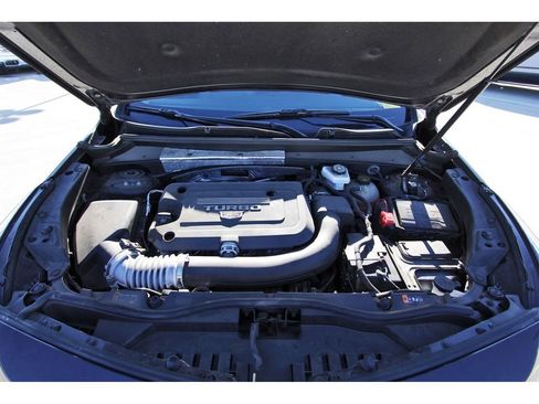 Used 2023 Cadillac XT4 Luxury image 32