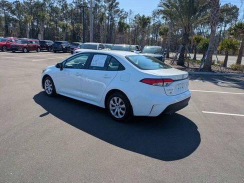 Used 2025 Toyota Corolla LE image 5