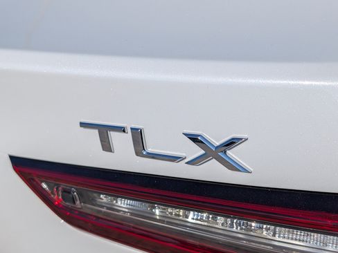 Certified 2025 Acura TLX w/ Technology Package image 27
