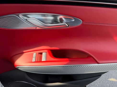 Used 2022 Genesis GV70 2.5T w/ Sport Prestige Package image 34