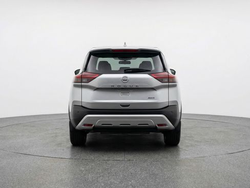 Used 2025 Nissan Rogue SV FWD image 7
