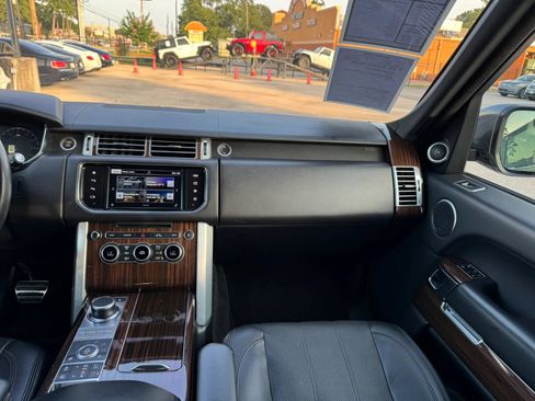 Used 2016 Land Rover Range Rover Supercharged AWD/4WD image 30