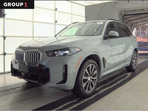 Used 2025 BMW X5 xDrive40i image 1