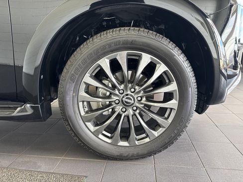 Used 2024 Nissan Armada Platinum w/ Captain's Chairs Package image 60