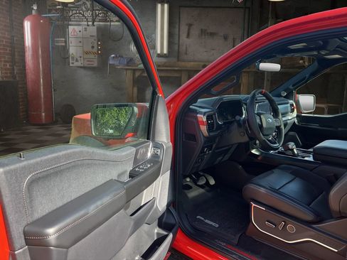 Used 2023 Ford F150 Raptor AWD/4WD image 17