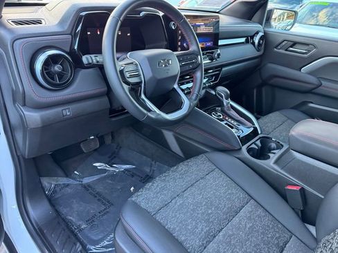 Certified 2023 Chevrolet Colorado Z71 w/ Z71 Convenience Package 2 AWD/4WD image 13