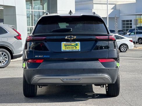Used 2023 Chevrolet Bolt EUV Premier w/ Super Cruise Package image 4
