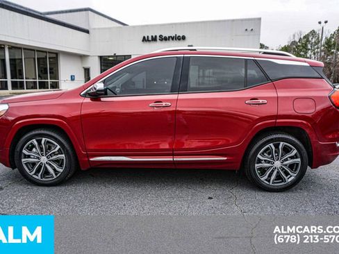 Used 2019 GMC Terrain Denali w/ Advanced Safety Package image 7