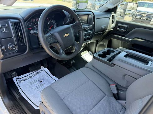Used 2019 Chevrolet Silverado 2500 W/T w/ WT Convenience Package AWD/4WD image 18