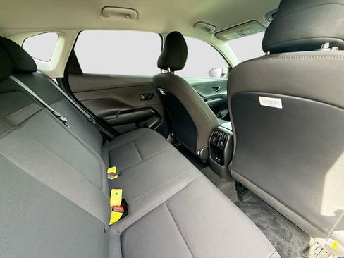 Certified 2025 Hyundai Kona SEL FWD image 27