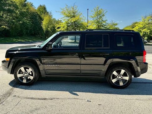 Used 2014 Jeep Patriot High Altitude FWD image 6