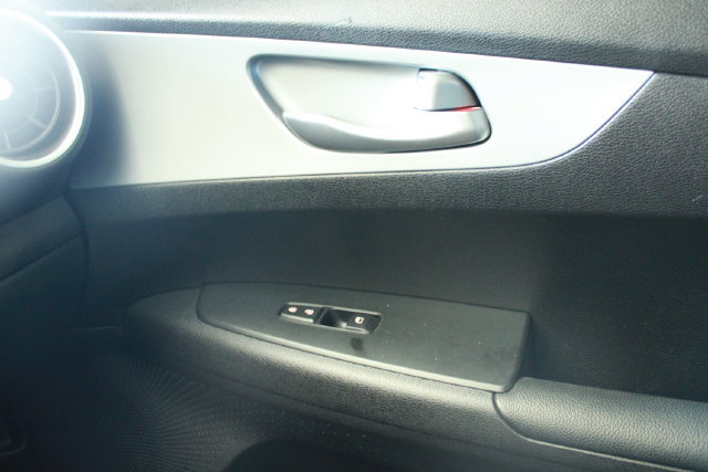 Used 2023 Kia Forte LXS FWD image 22