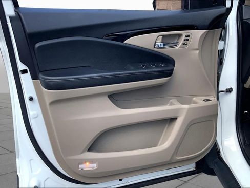 Used 2021 Honda Pilot Elite image 22