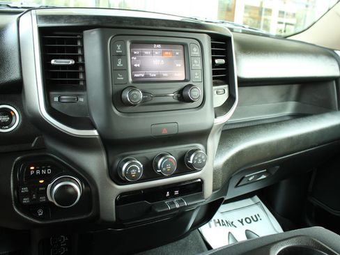 Used 2020 RAM 1500 Big Horn AWD/4WD image 34