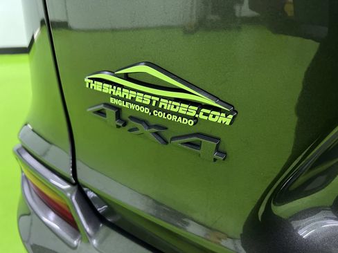 Used 2019 Jeep Cherokee High Altitude AWD/4WD image 12