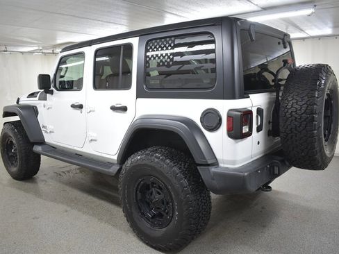 Used 2018 Jeep Wrangler Unlimited Sport S image 5