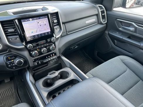 Used 2022 RAM 1500 Big Horn AWD/4WD image 37